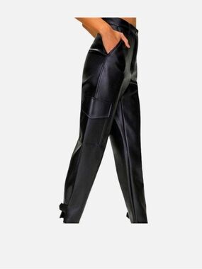 Aritzia Wilfred Black Modern Cargo Vegan Leather Pants Size 2
